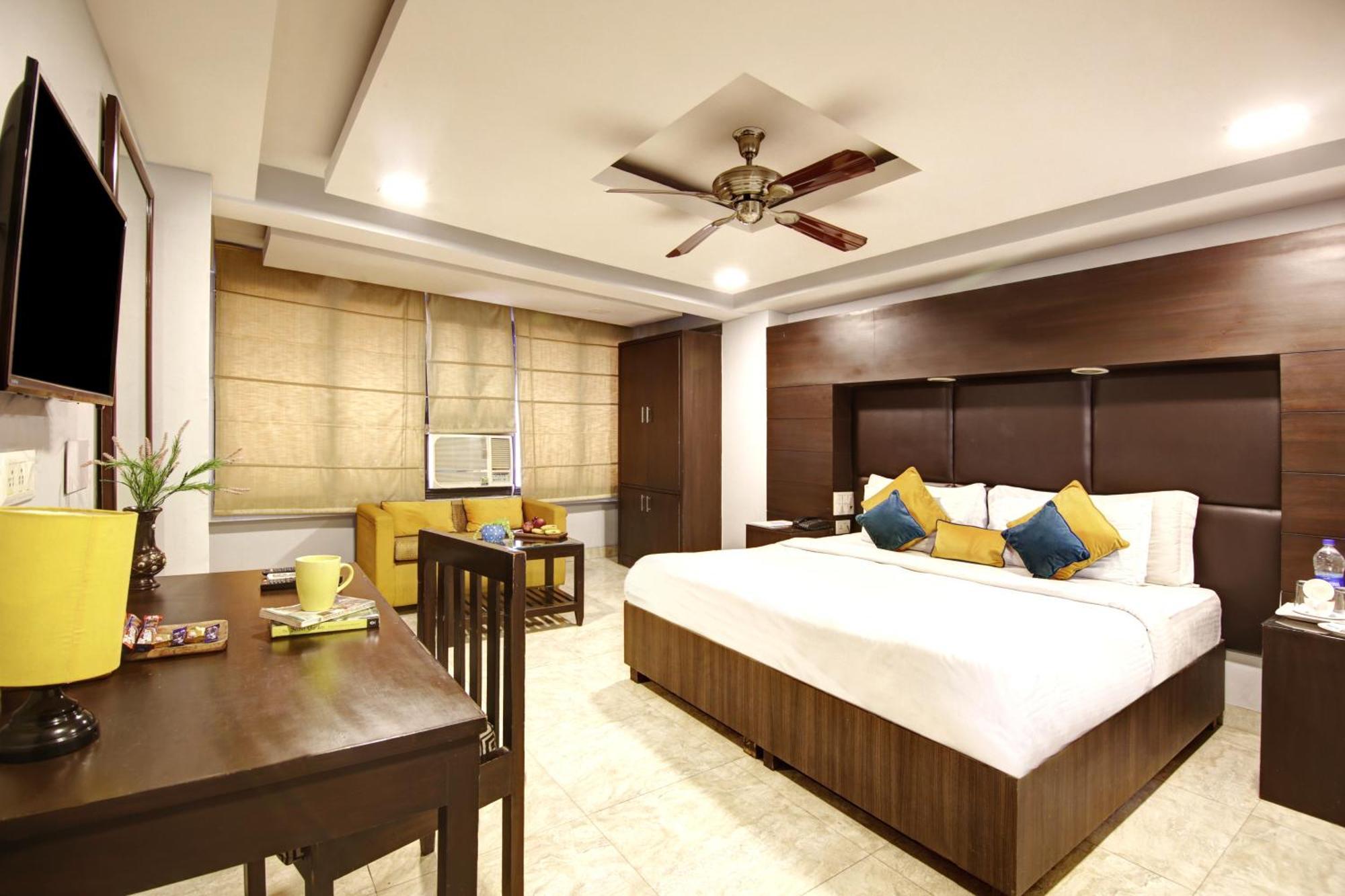 Hotel Bb Palace Дели Экстерьер фото