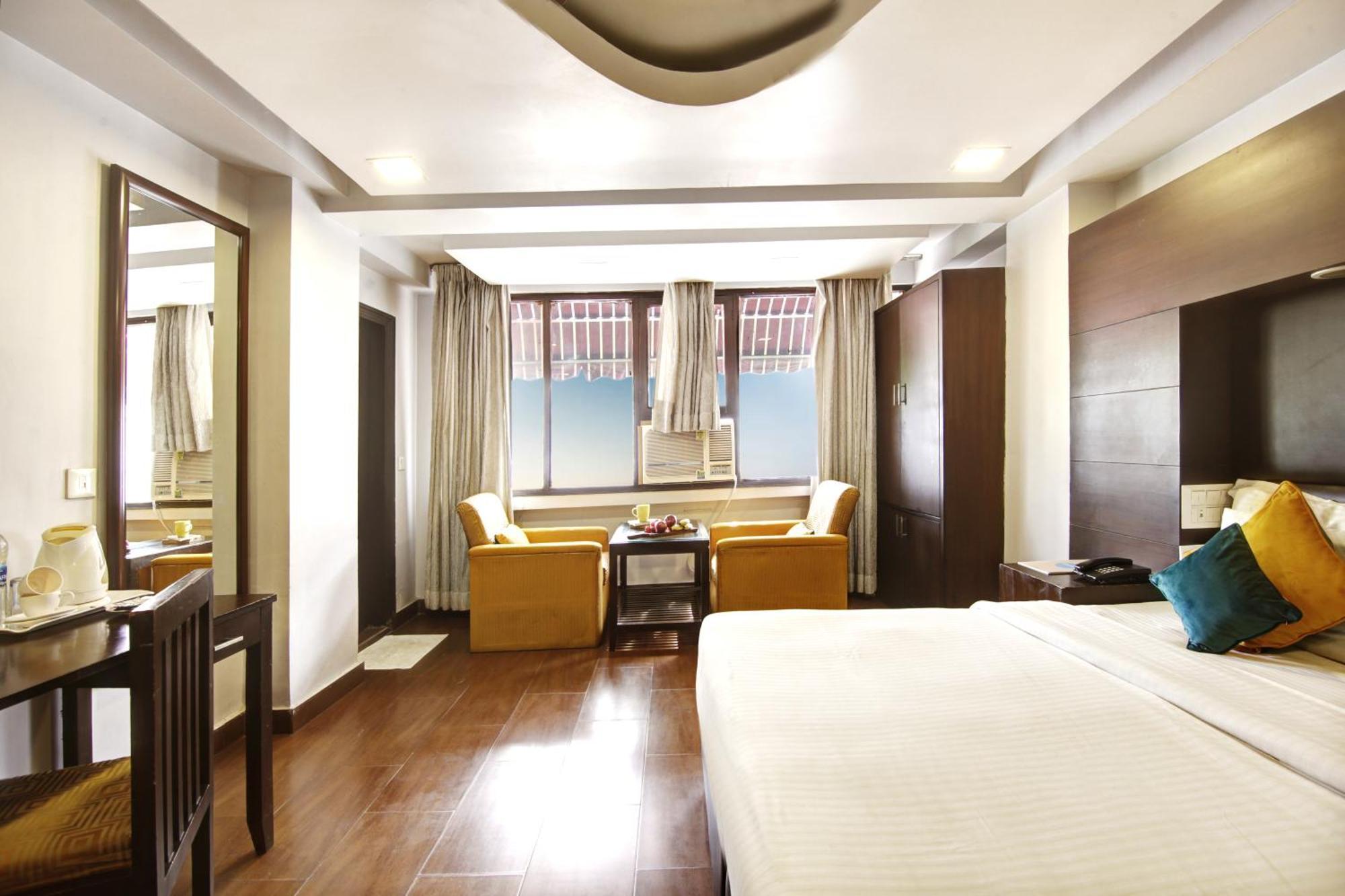 Hotel Bb Palace Дели Экстерьер фото